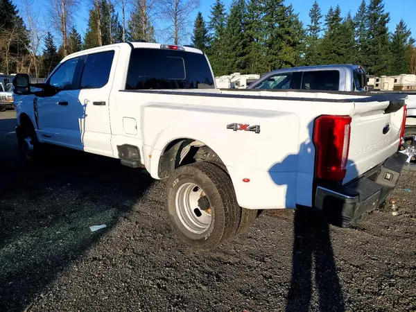 1FT8W3DT4REF67285 2024 FORD F350 - Image 2