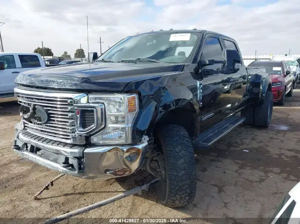 1FT8W3DT5NED32033 2022 FORD F350 - Image 2