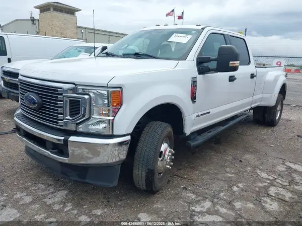 1FT8W3DT5NED61189 2022 FORD F350 - Image 2