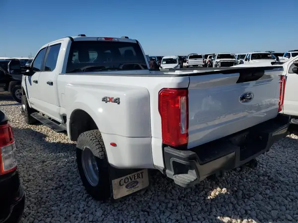 1FT8W3DT5REC15672 2024 FORD F350 - Image 2