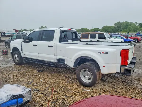 1FT8W3DT5SED00730 2025 FORD F350 - Image 2