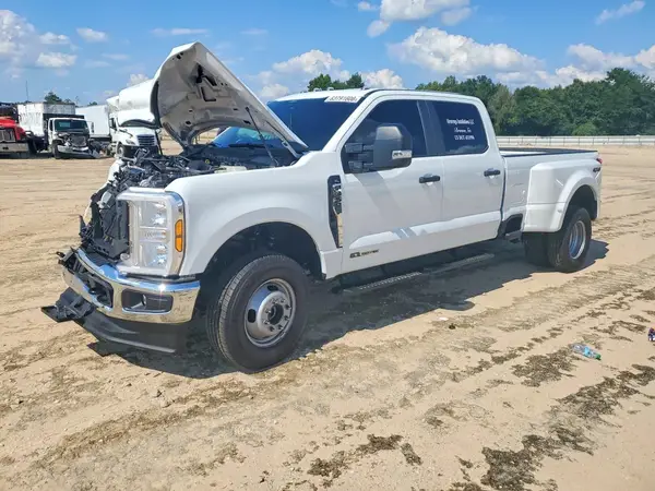 1FT8W3DT5TED25497 2026 FORD F350 - Image 1