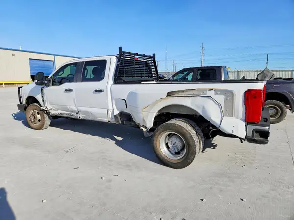 1FT8W3DT6REE65003 2024 FORD F350 - Image 2