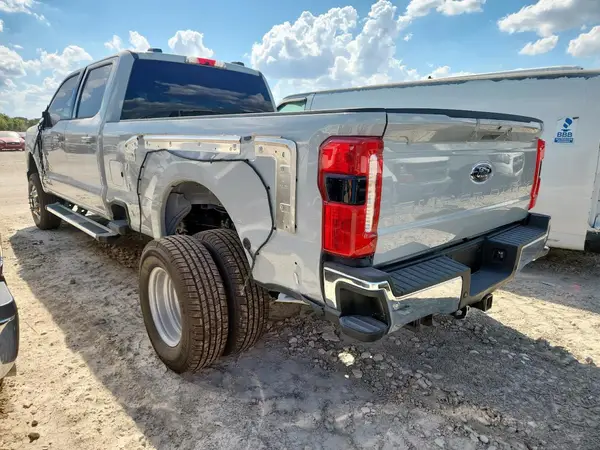 1FT8W3DT6SED29041 2025 FORD F350 - Image 2