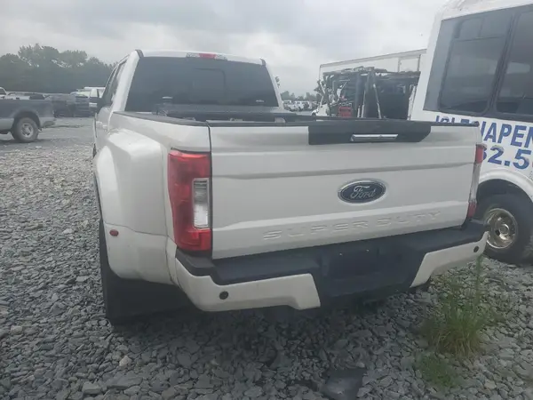 1FT8W3DT7HEC51264 2017 FORD F350 - Image 2
