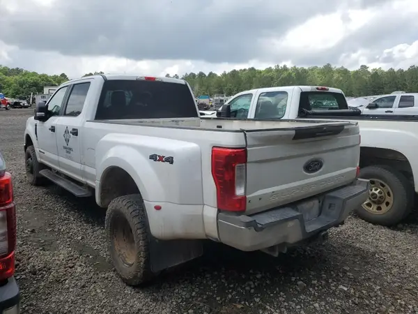 1FT8W3DT7HEE94962 2017 FORD F350 - Image 2