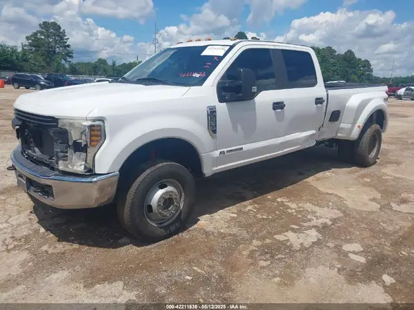 1FT8W3DT7HEF47398 2017 FORD F350 - Image 2