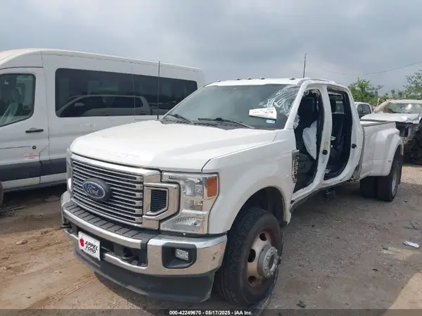 1FT8W3DT7NEG33242 2022 FORD F350 - Image 2
