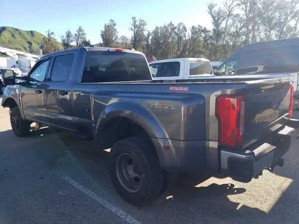 1FT8W3DT7PEC40831 2023 FORD F350 - Image 2