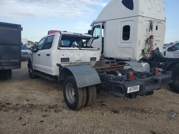 1FT8W3DT7REE14142 2024 FORD F350 - Image 2