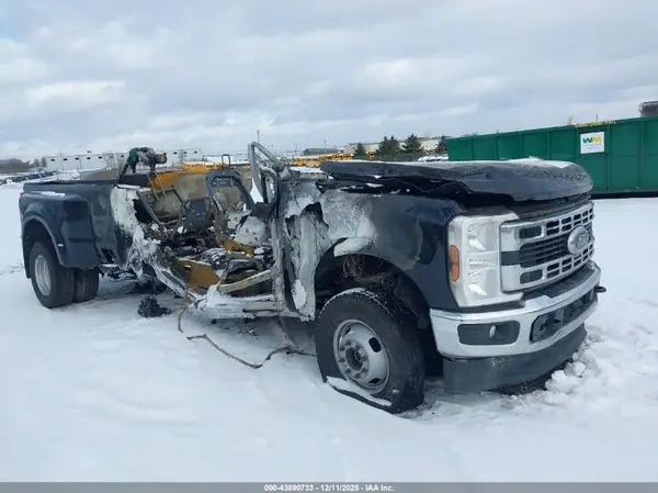 1FT8W3DT7REE68346 2024 FORD F350 - Image 1
