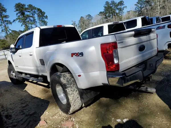 1FT8W3DT8HEB38844 2017 FORD F350 - Image 2