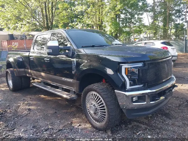 1FT8W3DT8HEF35695 2017 FORD F350 - Image 1