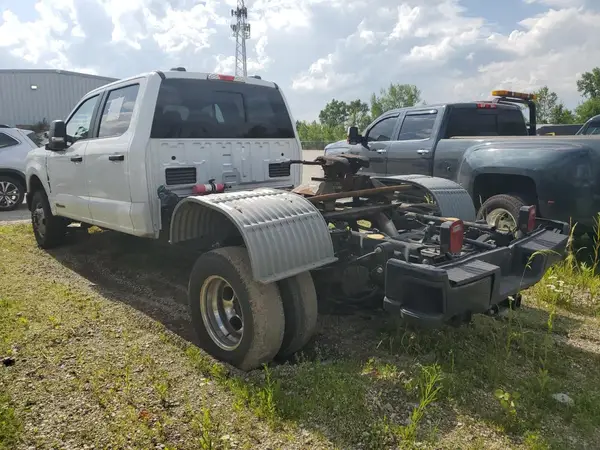 1FT8W3DT8PED55941 2023 FORD F350 - Image 2