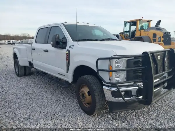 1FT8W3DT8RED20545 2024 FORD F350 - Image 1