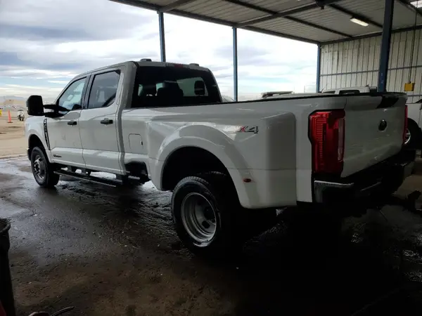 1FT8W3DT8REE11380 2024 FORD F350 - Image 2