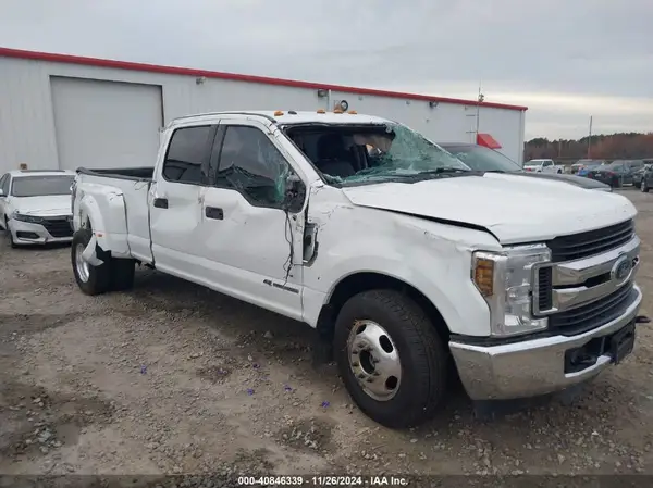 1FT8W3DT9HEC56255 2017 FORD F350 - Image 2