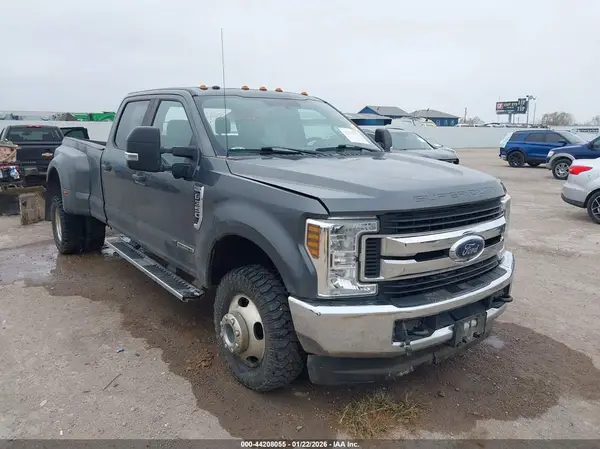 1FT8W3DT9JEC18451 2018 FORD F350 - Image 1
