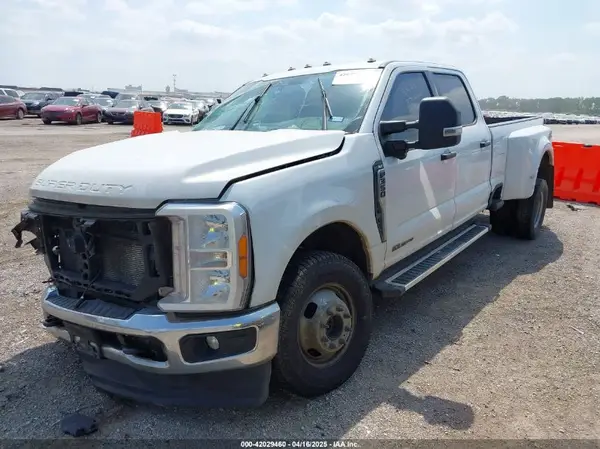 1FT8W3DT9PEC23531 2023 FORD F350 - Image 2