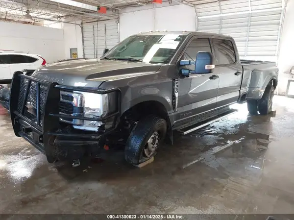 1FT8W3DT9PED58587 2023 FORD F350 - Image 2