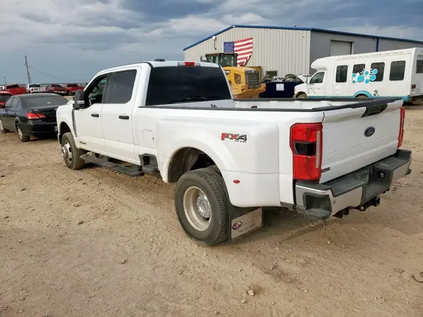 1FT8W3DT9REC51414 2024 FORD F350 - Image 2