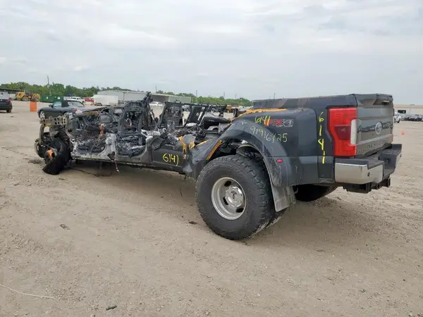 1FT8W3DTXJEB16141 2018 FORD F350 - Image 2