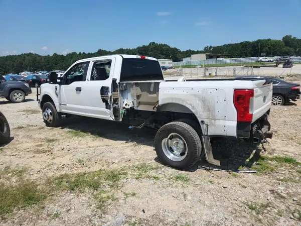 1FT8W3DTXKEF09008 2019 FORD F350 - Image 2