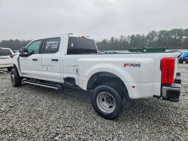 1FT8W3DTXRED20207 2024 FORD F350 - Image 2