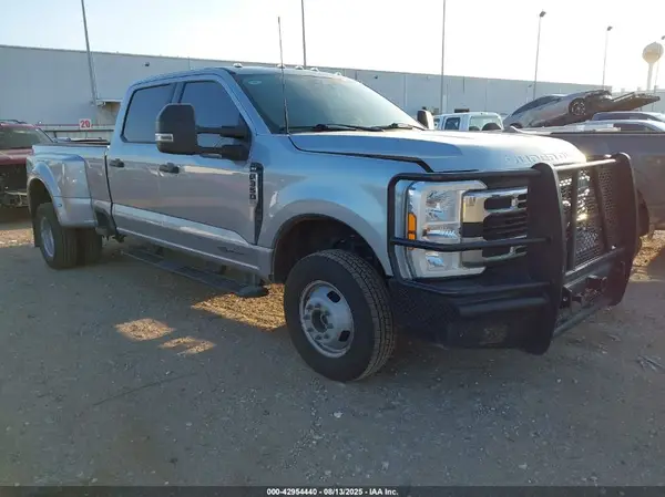 1FT8W3DTXRED26735 2024 FORD F350 - Image 1