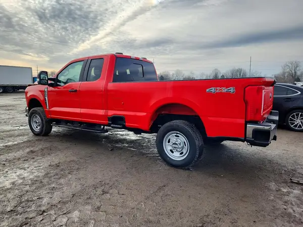 1FT8X2BA3PEC01825 2023 FORD F250 - Image 2
