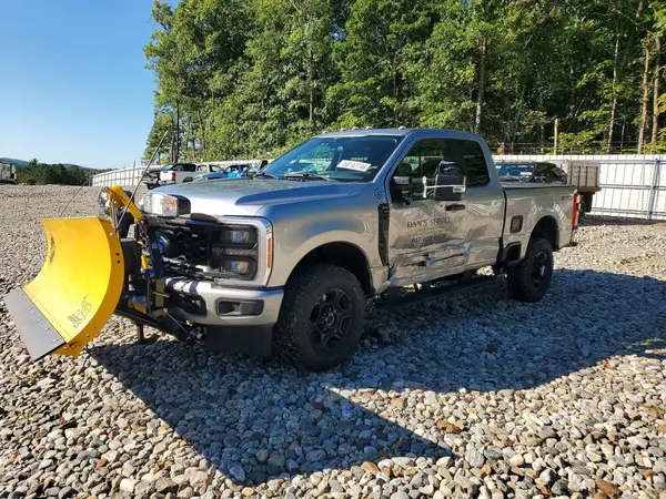 1FT8X2BA9PEC95581 2023 FORD F250 - Image 1
