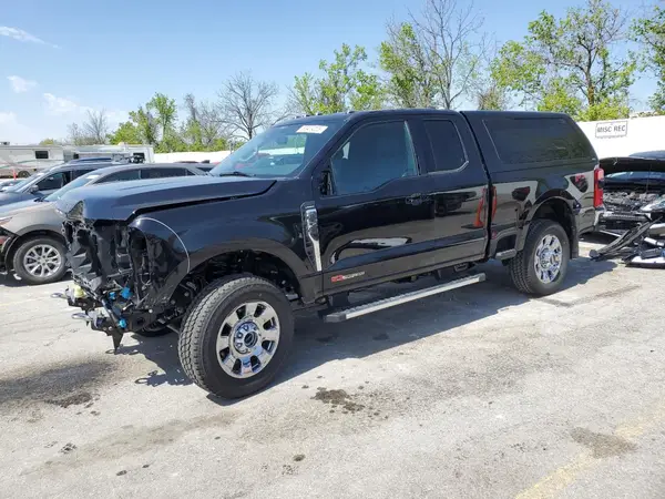 1FT8X2BM7REF40276 2024 FORD F250 - Image 1