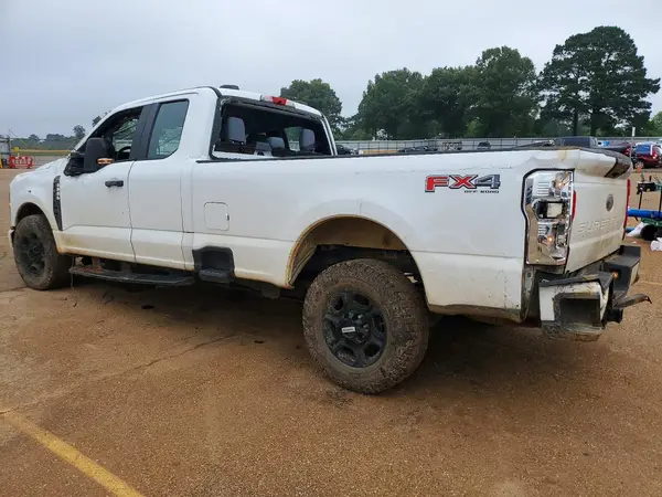 1FT8X2BN9PED41350 2023 FORD F250 - Image 2