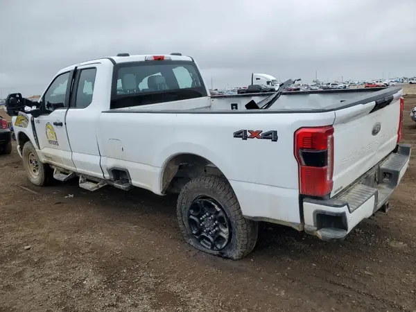 1FT8X2BT2RED76006 2024 FORD F250 - Image 2