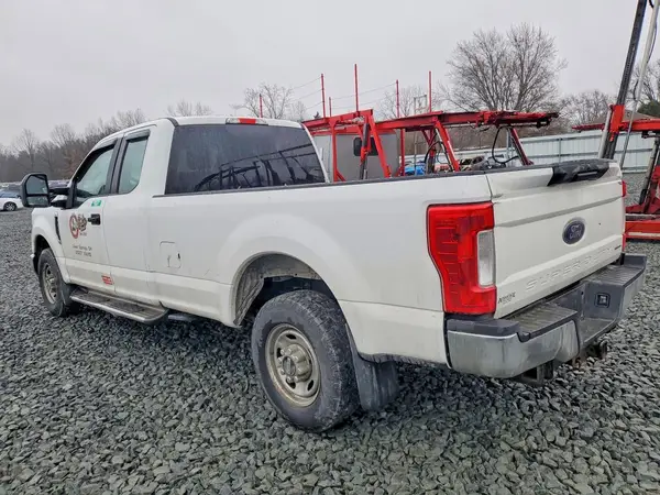 1FT8X3A62KED70178 2019 FORD F350 - Image 2