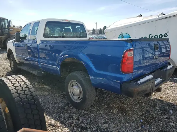 1FT8X3B60GEB35817 2016 FORD F350 - Image 2