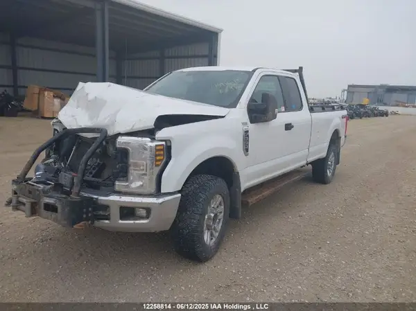 1FT8X3B63KEE15482 2019 FORD F350 - Image 2