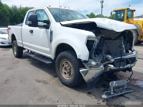 1FT8X3B64HEE77496 2017 FORD F350 - Image 1