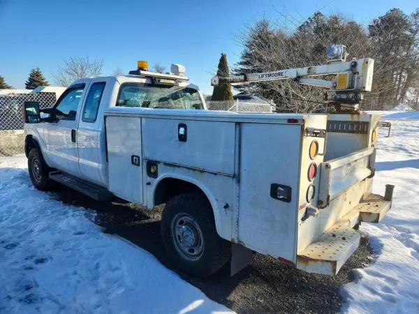 1FT8X3B66GEC71059 2016 FORD F350 - Image 2