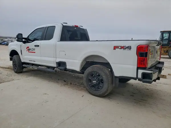 1FT8X3BA5PEC11505 2023 FORD F350 - Image 2