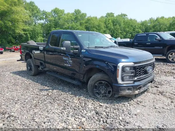 1FT8X3BN1REC06064 2024 FORD F350 - Image 1