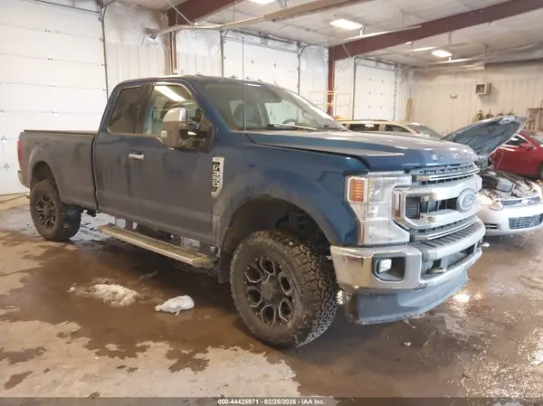 1FT8X3BN2NEE80190 2022 FORD F350 - Image 1