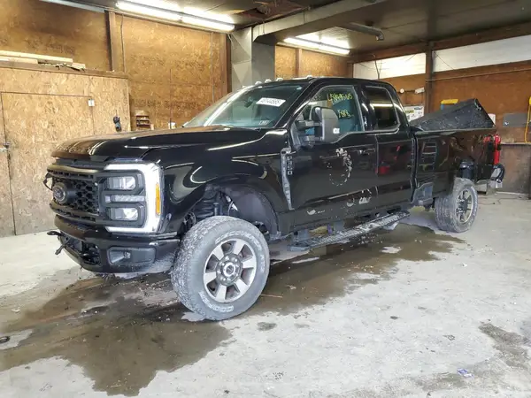 1FT8X3BN3PEC39662 2023 FORD F350 - Image 1