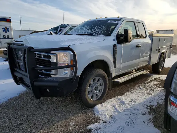 1FT8X3BN3REC75452 2024 FORD F350 - Image 1
