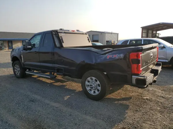 1FT8X3BN7PEE09473 2023 FORD F350 - Image 2