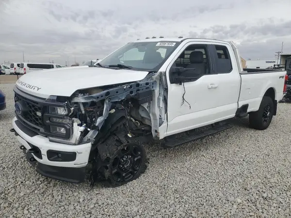1FT8X3BN8REC38574 2024 FORD F350 - Image 1