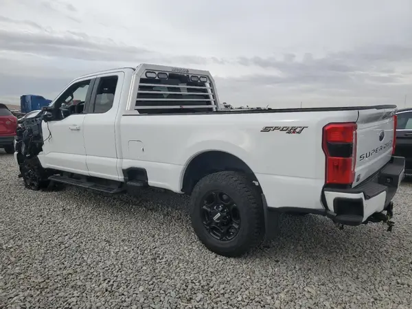 1FT8X3BN8REC38574 2024 FORD F350 - Image 2