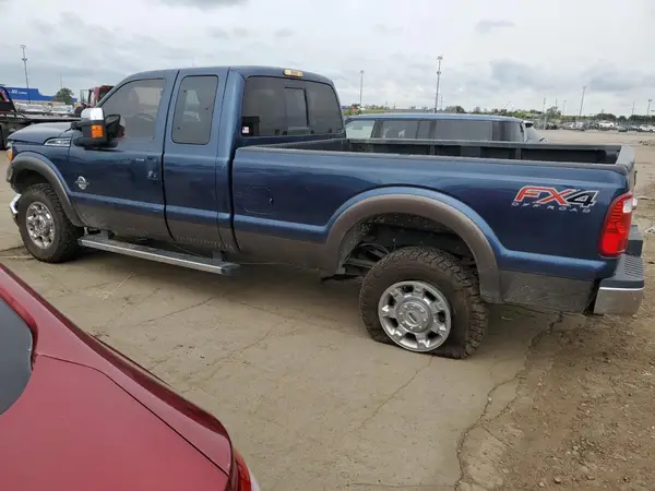 1FT8X3BT1GEB67567 2016 FORD F350 - Image 2
