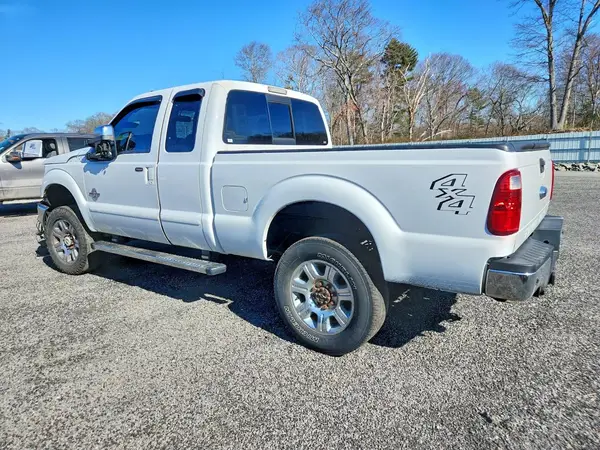 1FT8X3BT2GEB37140 2016 FORD F350 - Image 2