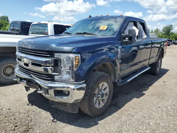 1FT8X3BT2KEE10361 2019 FORD F350 - Image 1